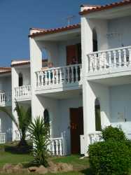 Onze bungalow bij het hotel in Petrochori